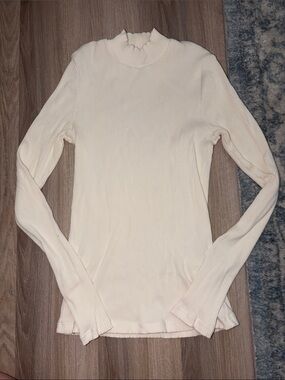Uniqlo Cream Ribbed Mock-Neck Long Sleeve Top